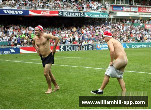 裸奔足球员引发全场尖叫：深入探讨背后真相